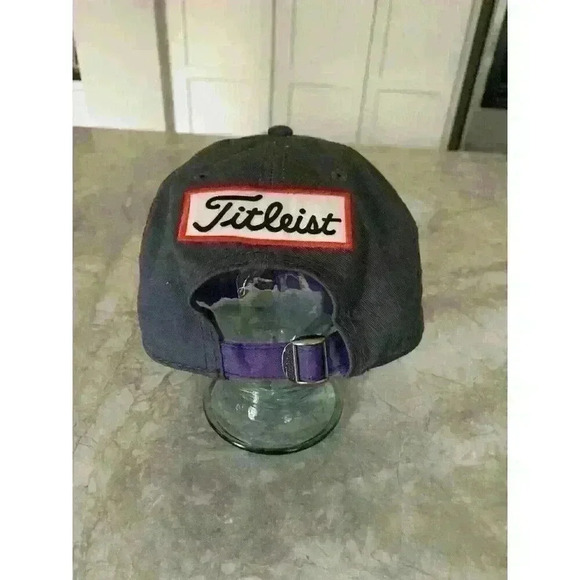 Titleist ProV1 FJ FootJoy Golf Pro Grey Hat Strapback Patch Adjustable Cap - Picture 3 of 6